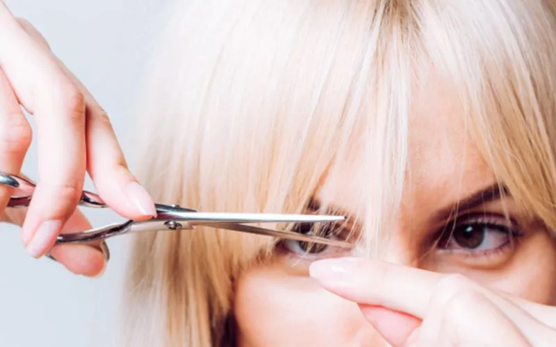 Choosing the Right Bangs for Your Face Shape